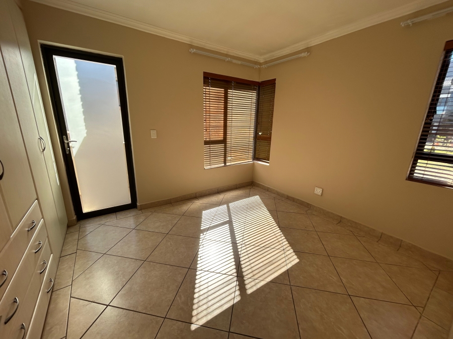 2 Bedroom Property for Sale in Xanadu Eco Park North West